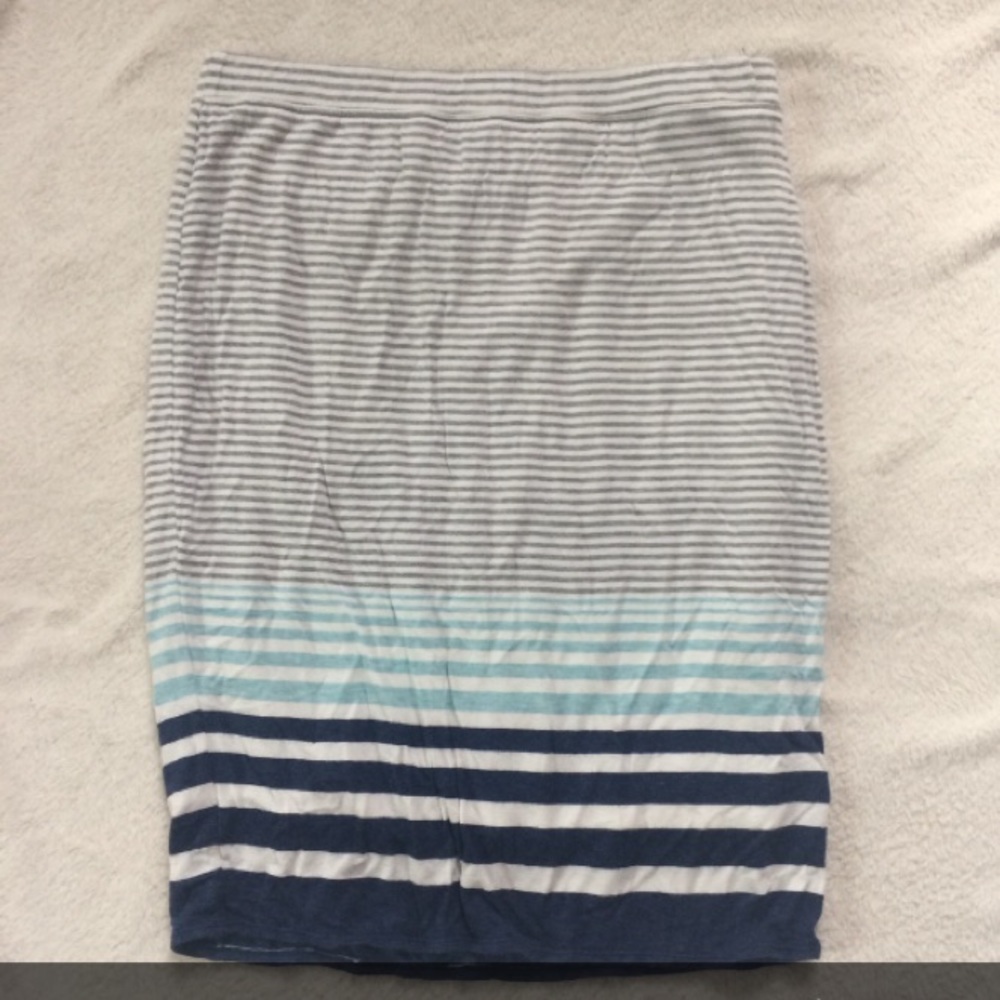 Navy cotton pencil skirt